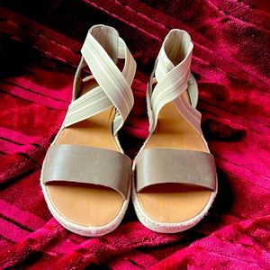 Sorel Ella 11 Sandal